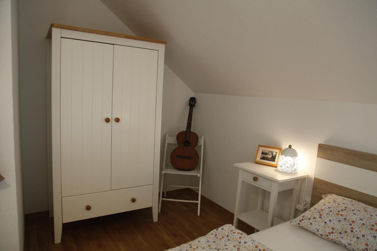 Family Apartment On Repecnik Farm In Gorje, Bled Згорнье-Горье Экстерьер фото