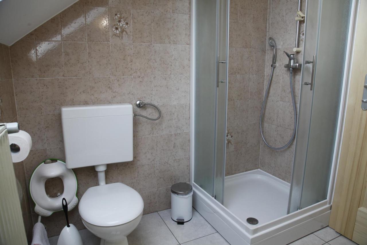 Family Apartment On Repecnik Farm In Gorje, Bled Згорнье-Горье Экстерьер фото